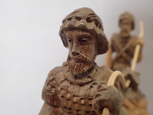 Statuina vintage legno di ulivo intagliato Joshua & Caleb Judaica arte anni 50 9x7 - Foto 9 di 22