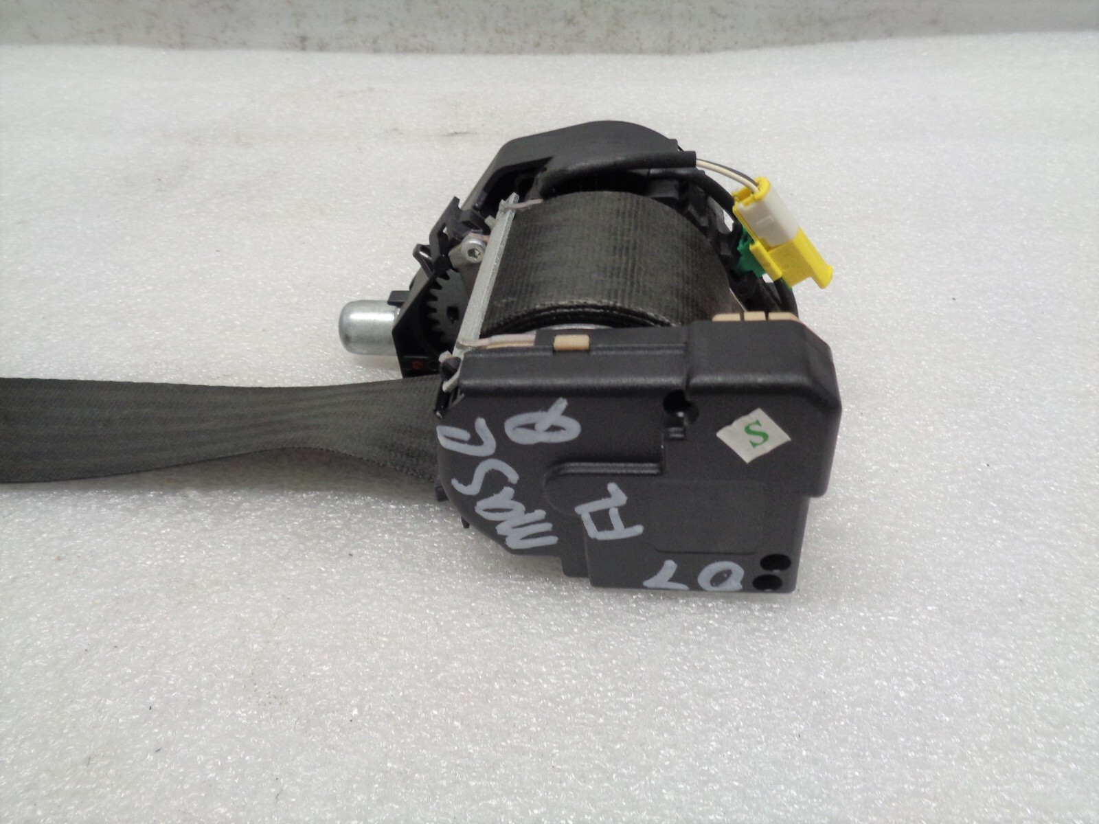 03-07 Maserati Quattroporte M139 Front Left Seat Belt Retractor OEM AK2209217