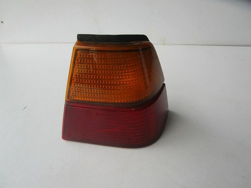 Rückfahrleuchte Rückleuchte rechts aussen 321945112T VW PASSAT (32B) 1,6