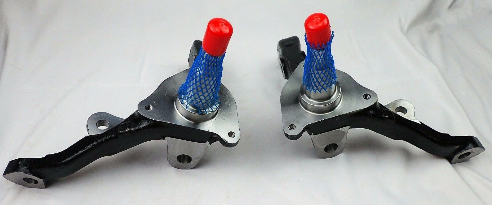 1975 1980 Ford Granada front spindles spindle pair new right hand left