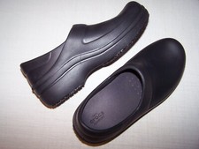 CROCS Felicity Dual Comfort Slip Resistant Work Clog Women's Size 8 Black