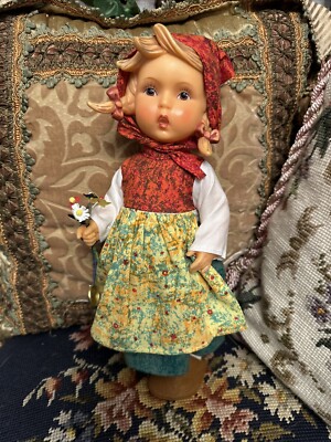 Limited Ed. Engel Puppe , 11.5'' 'Rosl' M J Hummel Doll, with shoes & Flower