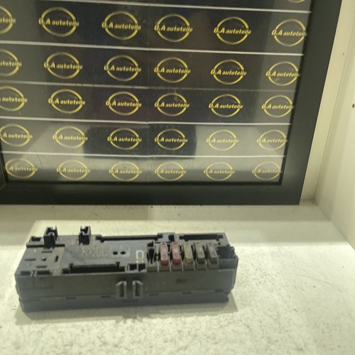 Sicherungskasten Steuergerät Mercedes W210  A0005400372  05376120  A 000 540 03