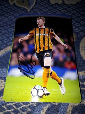 Signiertes Foto Max Clark Hull City NEU