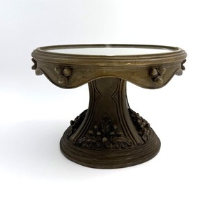 Southern Living Jackson Pedestal Cake Stand w Acorn & Leaf Motif & Glass Top