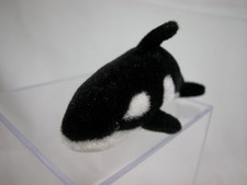 World of Miniature Bears By Theresa Yang 3" Plush Killer Whale Orca 747 Closing