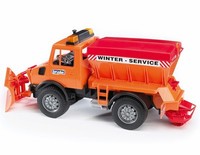 Bruder Spielfahrzeug Service-Fahrzeuge Mb Unimog-Winterdienst + RäUmschild 02572