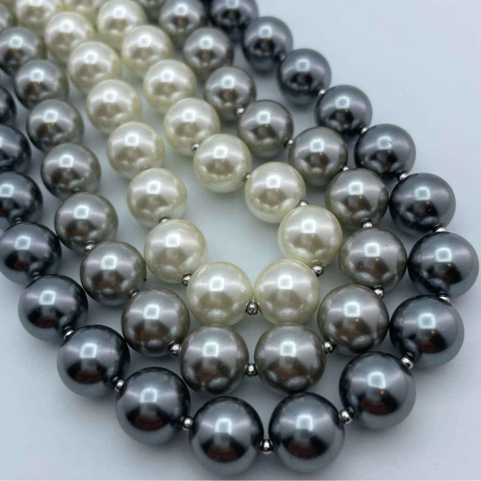 Collar Charter Club 3 Hilos Perla Ombre Distintivo Tono Plata Foto 4 de 4