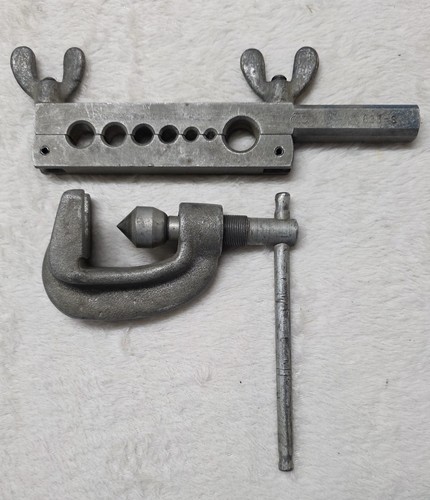 Vintage OTC Flaring Tool Block No 835-S Owatonna Tool Co Copper Pipe Repair