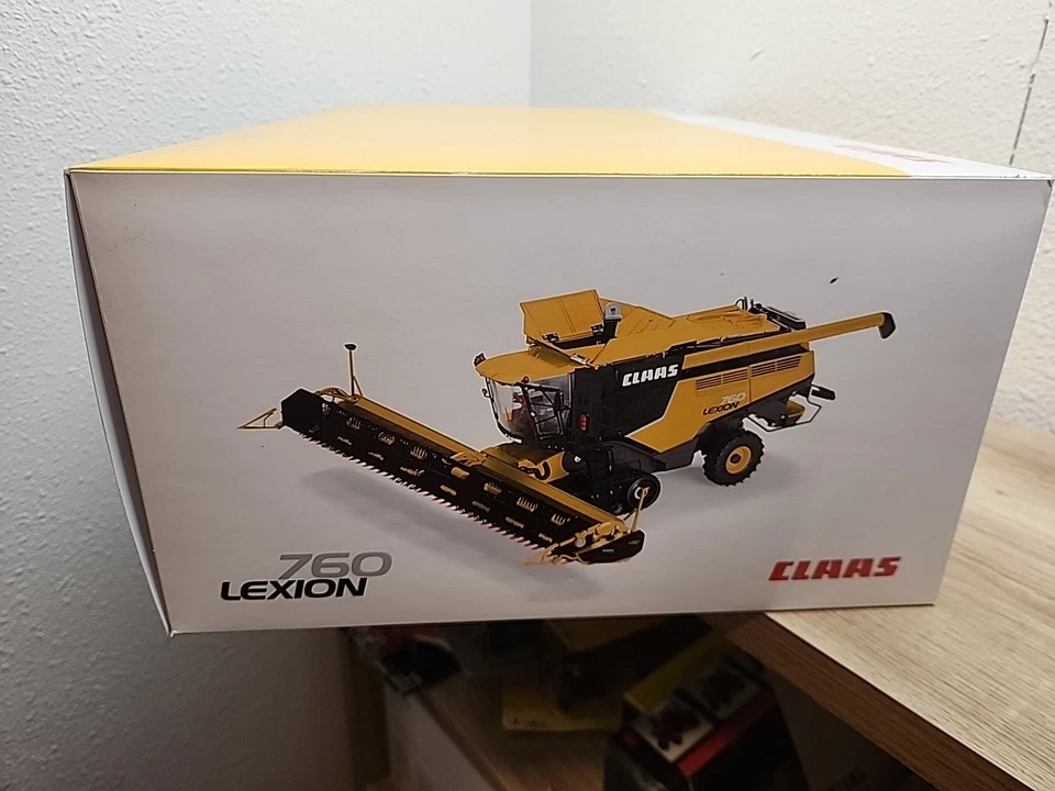 1/32 Claas Lexion 760 Combine - Image 3 of 4