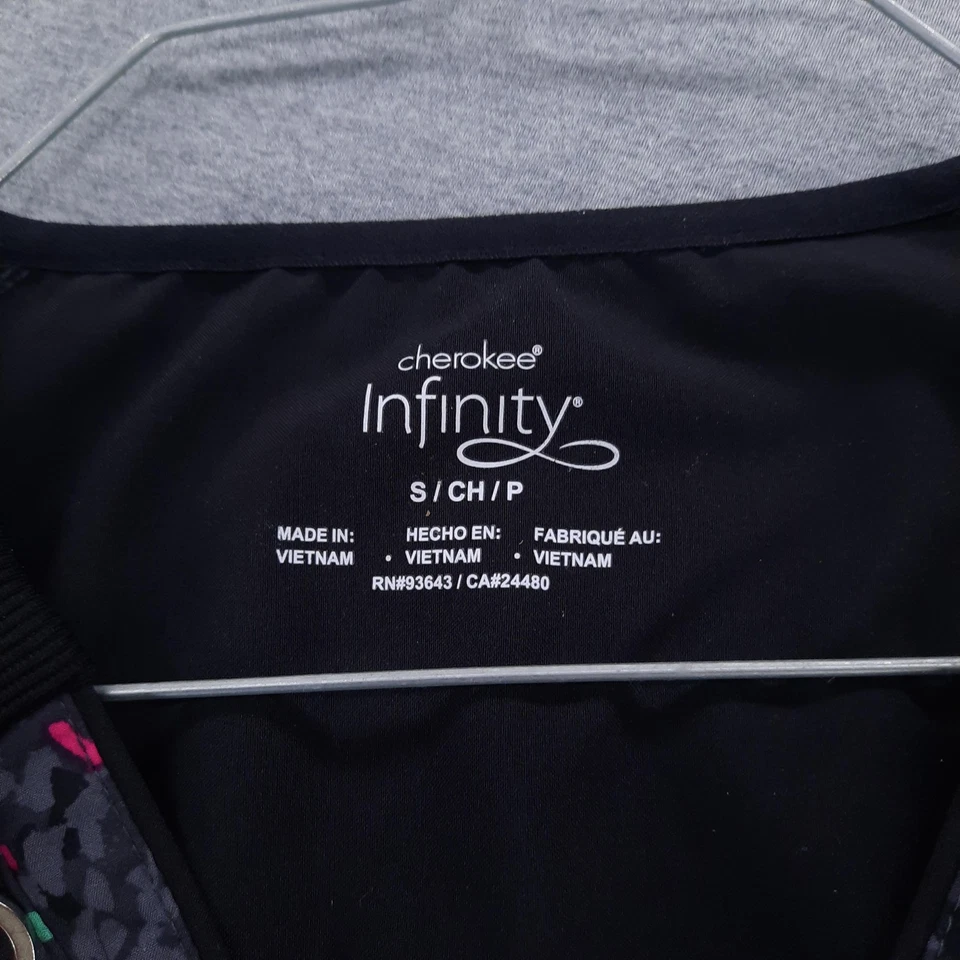 Cherokee Infinity Scrub Top Womens Small Black Multicolor V-Neck Stretch CK634 - Image 2 of 4