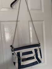 Borsa Alex Max mai usata