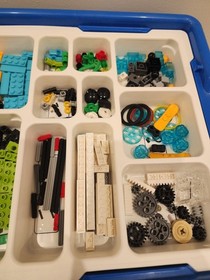 LEGO Education WeDo 2.0 Core Set Robot Brock Programing Toy **READ**