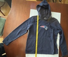 New England Patriots Hooded Sweatshirt Woman  s Medium New