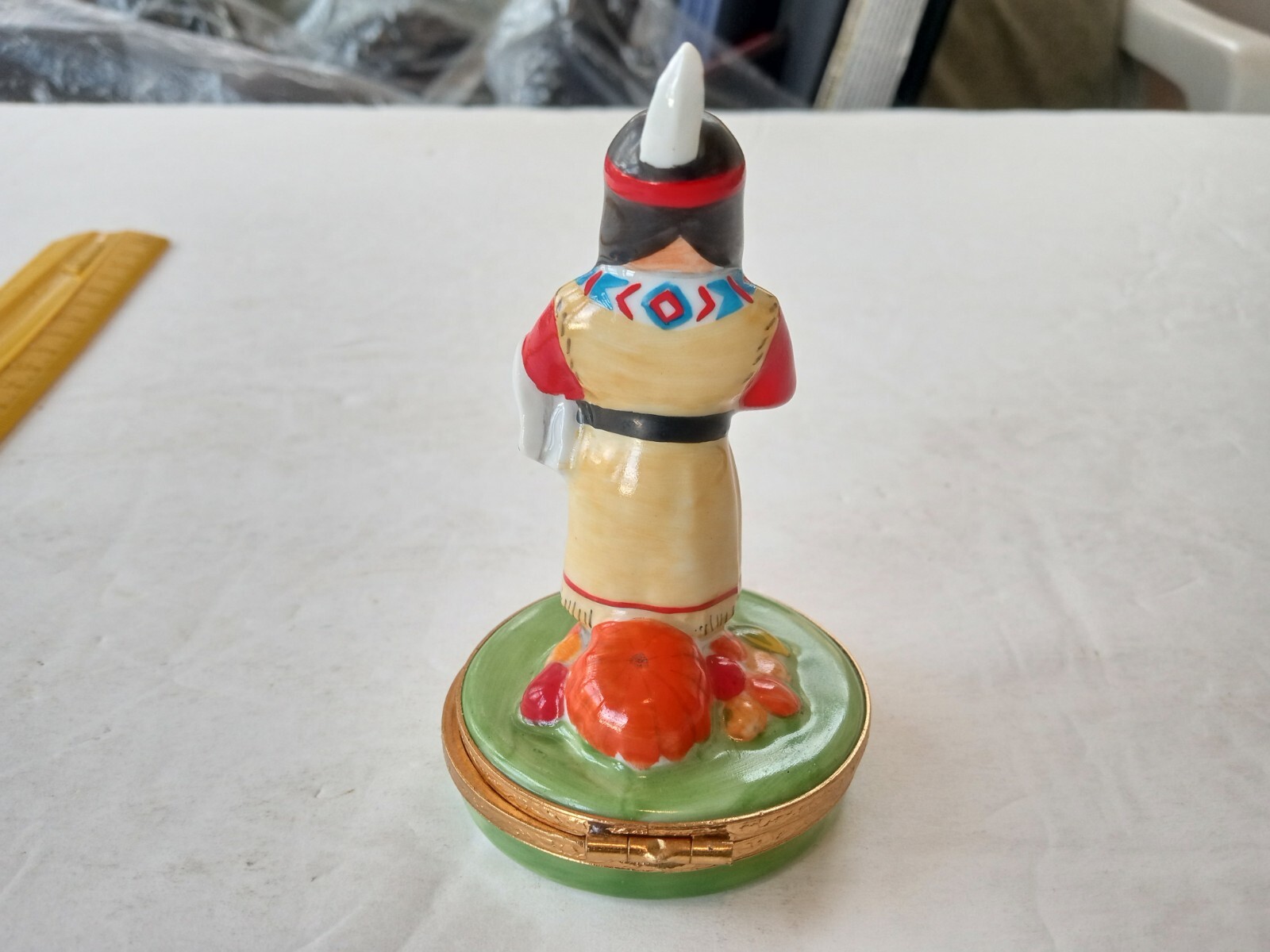 Picture 3 of 24