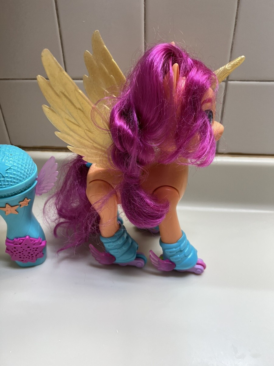 【ミニちゃん】 My Little Pony: A New Generation Sing 'N Skate Sunny