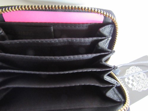 Vince Camuto Genuine Leather Zip Around Card Wallet Black NWT $58 - Picture 4 of 4