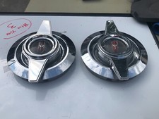 Original Oldsmobile Vintage Automobile Wheel Center Spinner Hub Cap Early Old