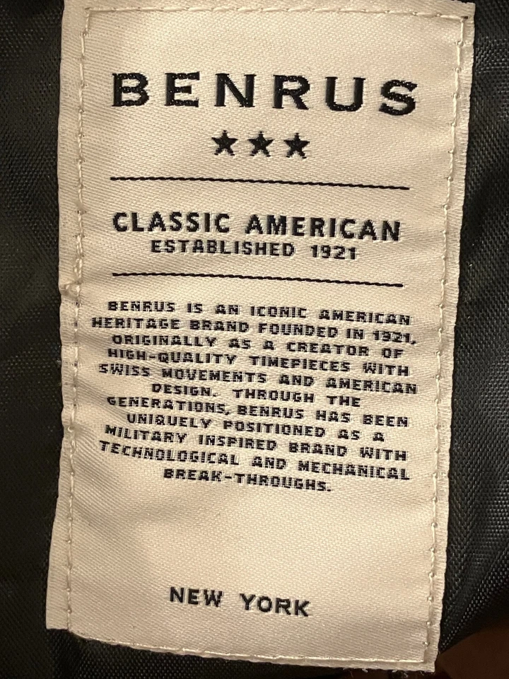 BENRUS New York Unisex  Bagpack Light weight Red/Brown Polyester/Vinyl 11,5x18x6 - Image 3 of 4