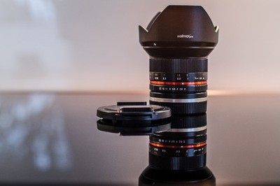 Samyang / Rokinon / Walimex pro 12mm f 1:2.0 für Sony E-Mont