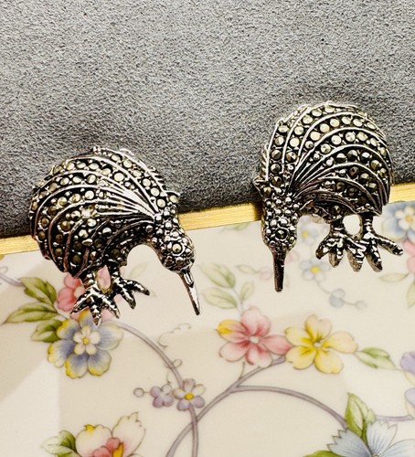 Vintage Marcasite Kiwi Bird Earrings Screw Back Silver Tone New Zealand Sparkly - Picture 5 of 9