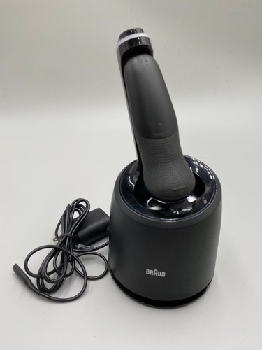 Braun Series 7 Electric Razor 7071CC S7 360 Flex Wet/Dry W. SmartCare Charger B-
