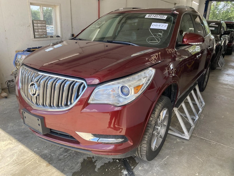 Conjunto de luz trasera derecha usado se adapta a: Buick Enclave 2016 tapa montada grado derecho Foto 2 de 4