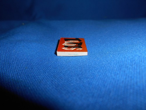 TATOOS MINI LIBRO Tan ALTERNATO Lettere Copertina VENDING Gumball Premio Charm Tatuaggi - Foto 5 di 6
