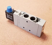 NUMATICS L23BA452BG53H61 Solenoid Valve w/ 24VDC Coil - NEW