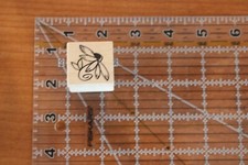 New MAGENTA Wood Rubber Stamp Single Flower Small Daisy R