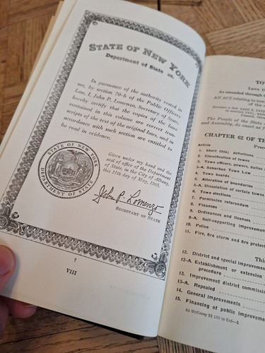 McKINNEY’S CONSOLIDATED LAWS OF NEW YORK ANNOTATED BOOK 61 TOWN LAW HARD COVER - Picture 10 of 19