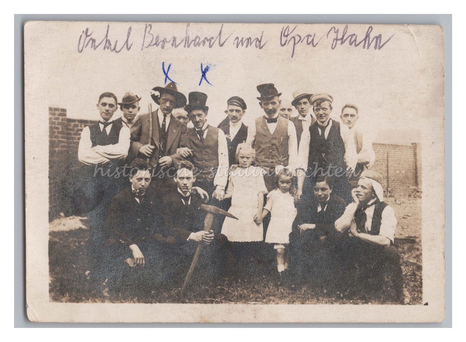 Bild 1 von 2