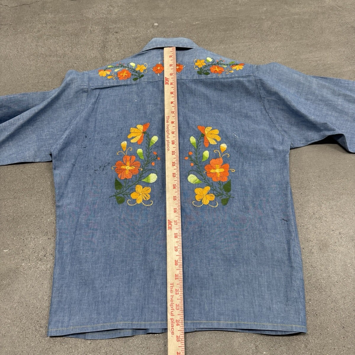 トップス 60-70's Montgomery Ward Chambray Shirt Vintage 70s Montgomery Ward Medium Chambray Floral