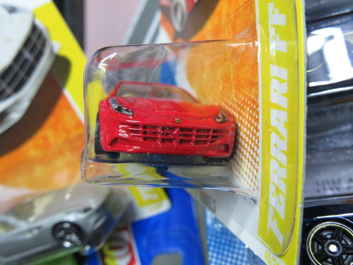 安い ホットウィール Ferrari FF ミニカー - studioarq20.com.br