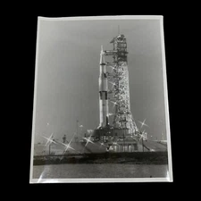 RARE! Original 1972 Apollo 16 NASA Type 1 Apollo Saturn V Rocket Launch Photo
