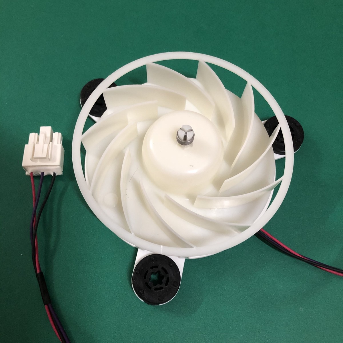 1x Per Frigorifero ZWF-30-3 ZBYP-2 5-8-52 12V 2,5W Motore Ventilatore