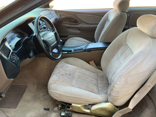 1995 Ford Thunderbird - Picture 2 of 12