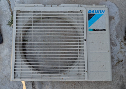 DAIKIN 6022706 FRONT PLATE w/ Grill 6024941