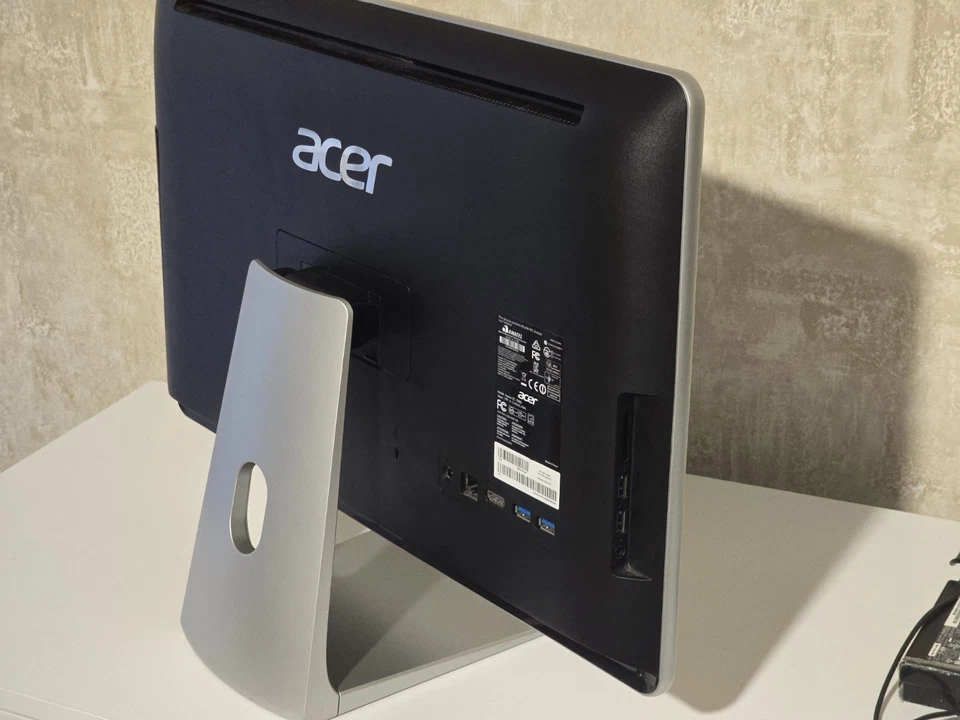 19.5" Acer Aspire ZC-700G All-In-One Desktop - Intel Celeron 500GB Hard Drive  - Image 4 of 4