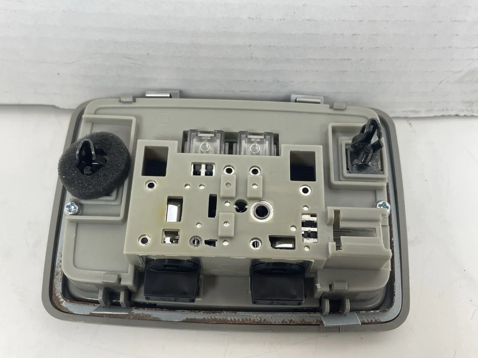 Saturn Vue Sport 2008 2009 2010 techo trasero interior lectura mapa lámpara luz OEM Foto 4 de 4