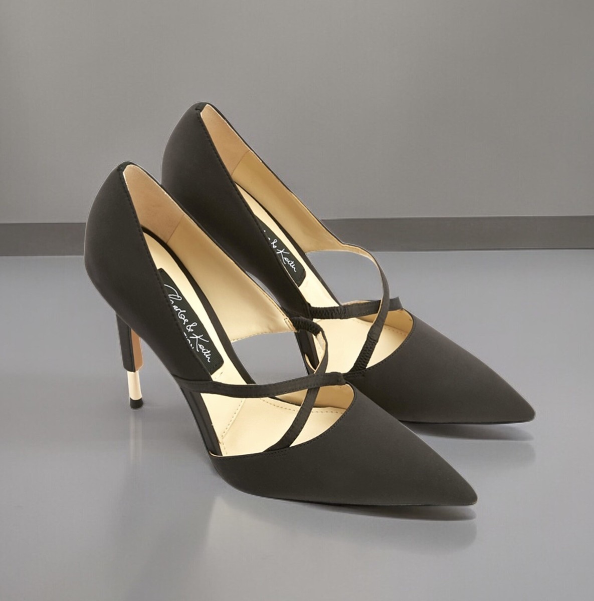 CHARLES & KEITH ブラックヒール 39 Charles & Keith Stiletto Heels Black Closed Toe Crisscross