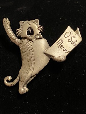 JJ  O Solo Meow  pewter singing cat brooch