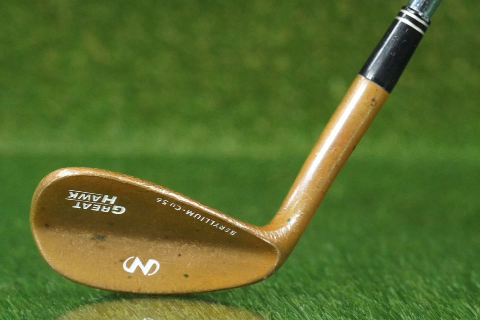 NICKENT GREAT HAWK 56° SAND WEDGE BERYLLIUM CU TRUE TEMPER DYNAMIC GOLD BECU LH - Image 2 of 4