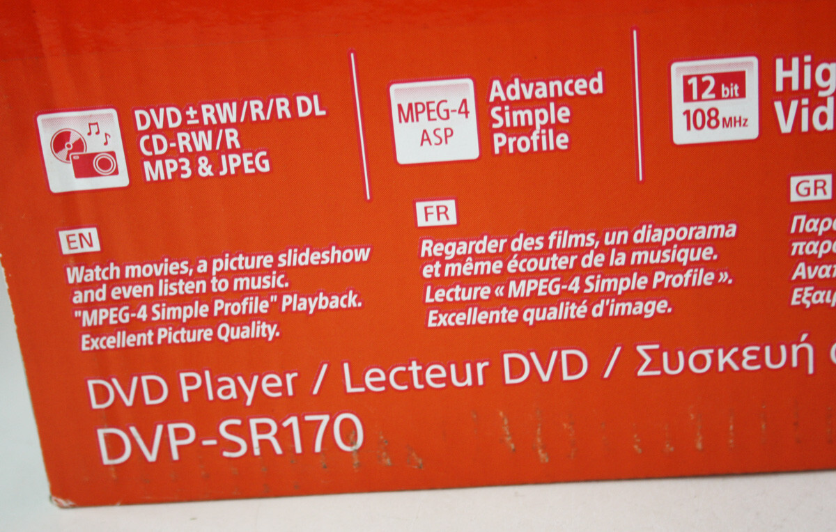 Sony DVP-SR170 DVD Player Multi Format MP3 JPEG MPEG-4 WORLD CUP
