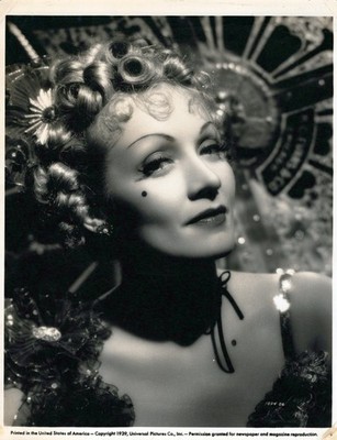 Marlene Dietrich (1939)   Vintage Hollywood Beauty StunningPortrait Photo 1104K