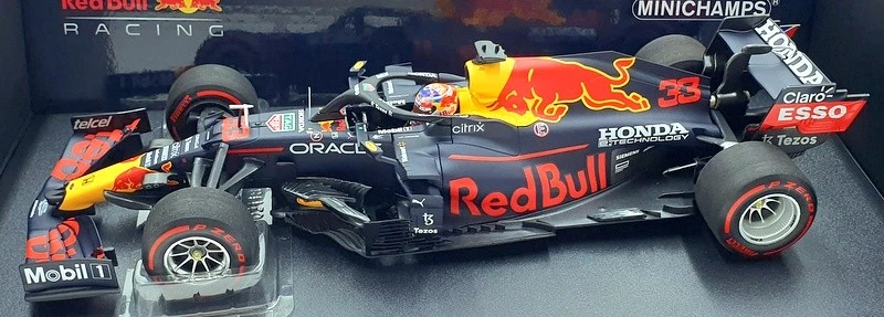 Minichamps 1/18 Scale 110 211433 Red Bull Honda RB16B F1 Verstappen Dutch - Image 3 of 4