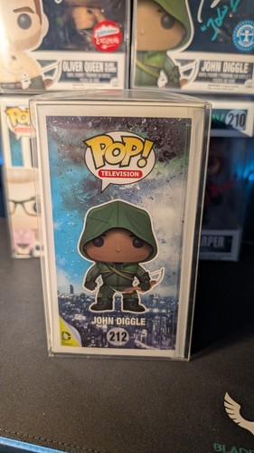Funko POP! Arrow John Diggle 212 Fugitive Signed By David Ramsey with COA - Picture 4 of 6