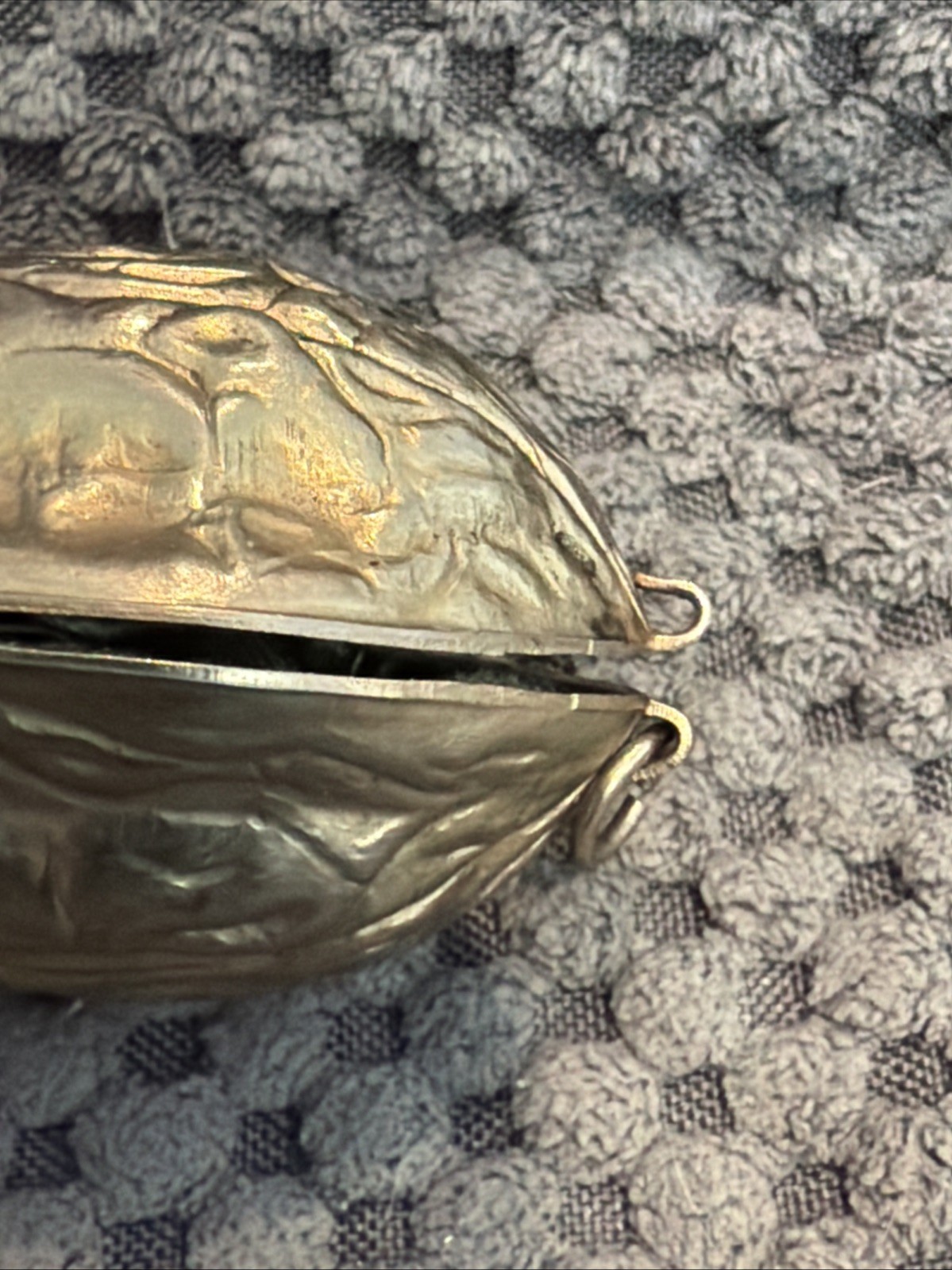Ernest Steiner Etui Sewing Kit ~ Vintage 1930s Gold Tone WALNUT Thimble Pins