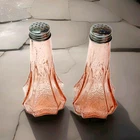 Pink Floral Jeannette Salt And Pepper Shakers Depression Glass Vintage 🧂🧂