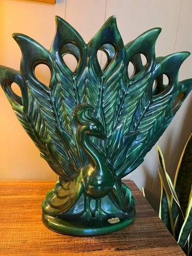 Royal Haeger Peacock Vase Brilliant Green